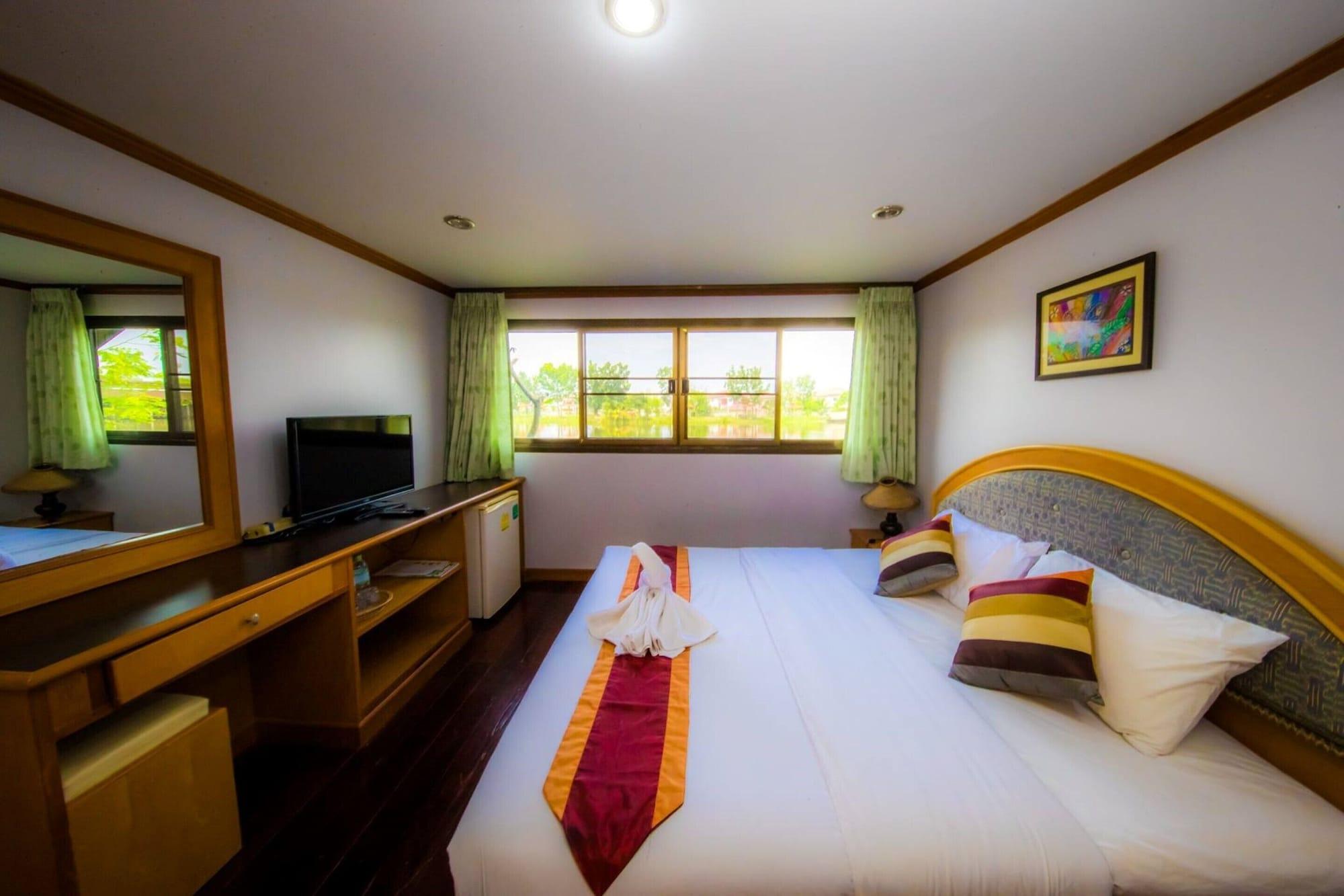 Tanita Lagoon Resort Udon Thani Dış mekan fotoğraf