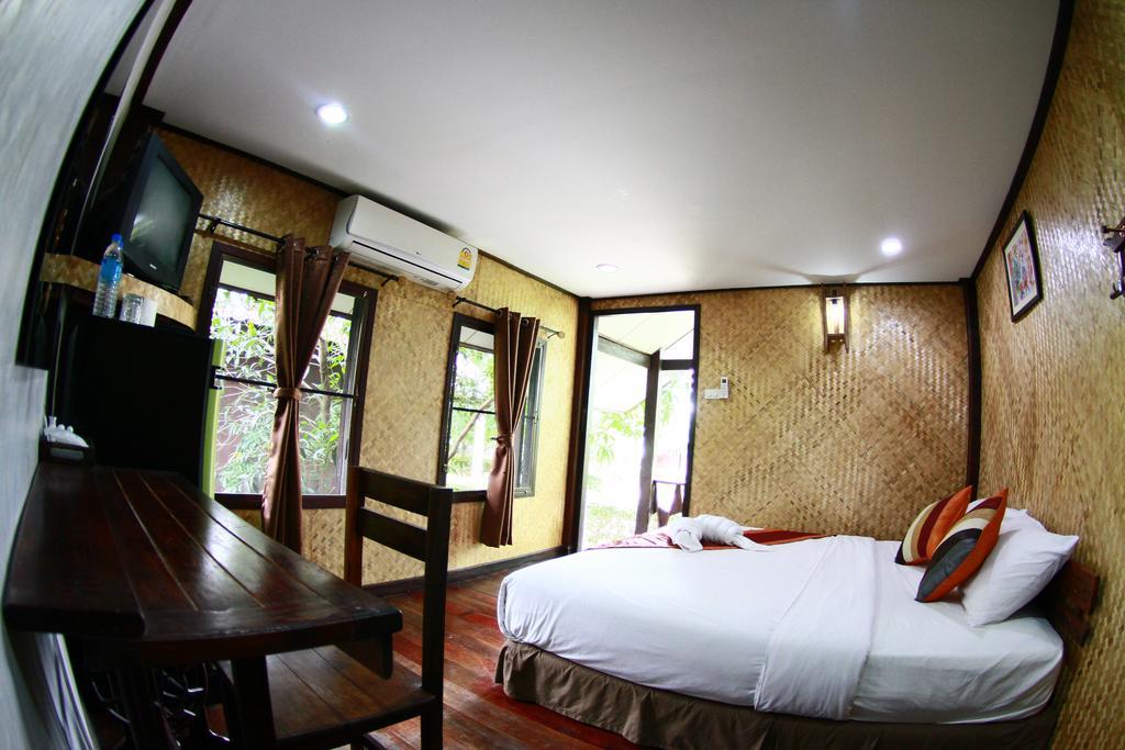 Tanita Lagoon Resort Udon Thani Oda fotoğraf