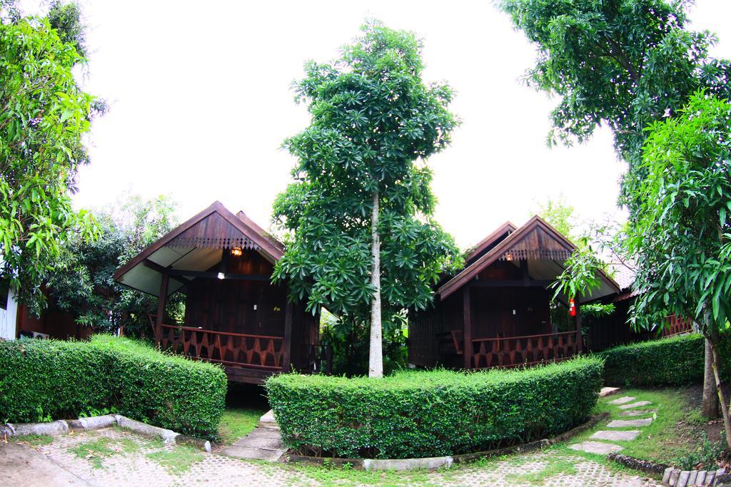 Tanita Lagoon Resort Udon Thani Oda fotoğraf